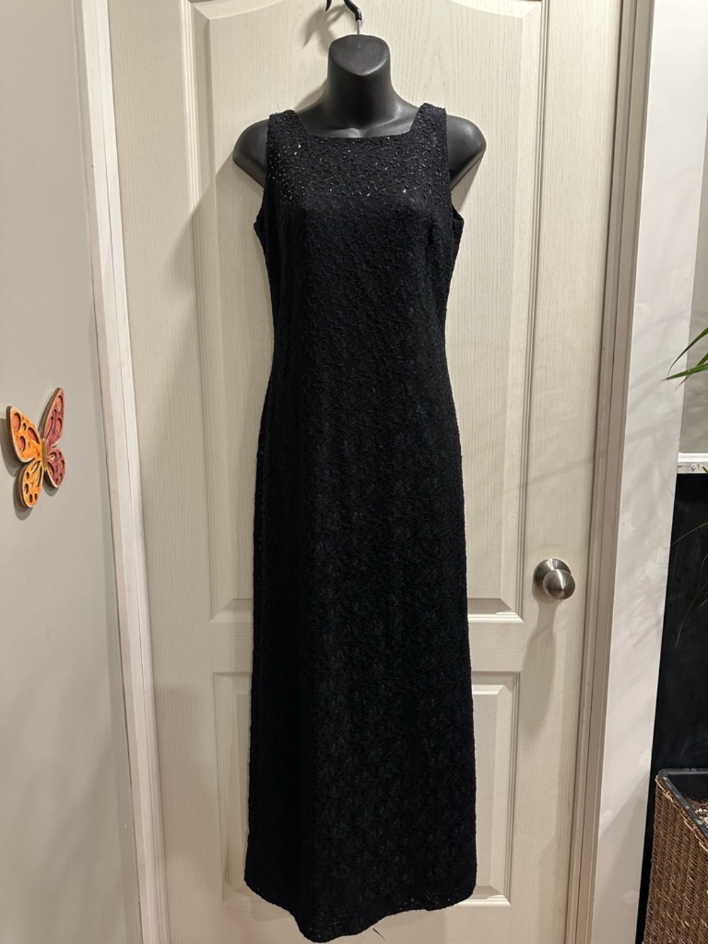 Vintage Y2K Black Sleeveless Lace Evening Gown with low scoop back size 6